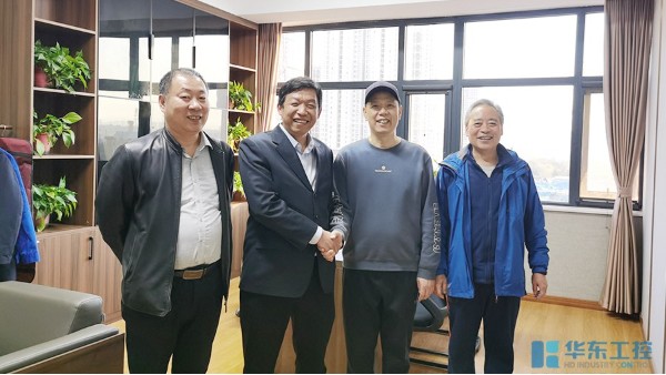 華北水利水電大學(xué)物理與電子學(xué)院院方代表走進(jìn)華東集團(tuán)參觀考察 華北水利水電大學(xué)物理與電子學(xué)院院方代表走進(jìn)華東集團(tuán)參觀考察